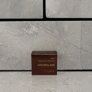 Hourglass Mini Deluxe Size Setting Powder